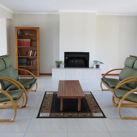 Cape Oasis Guesthouse Bloubergstrand Luaran gambar