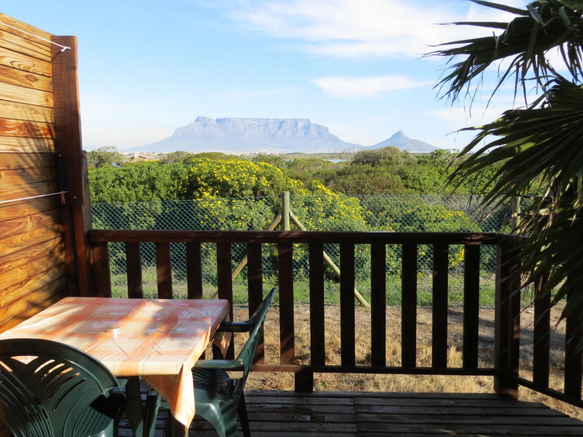 Cape Oasis Guesthouse Bloubergstrand Luaran gambar